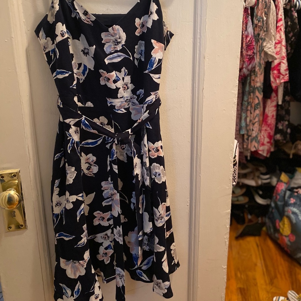 Banana Republic blue floral dress size 6